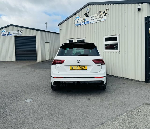 Volkswagen Tiguan 2.0 Tdi R-line Tech White #4