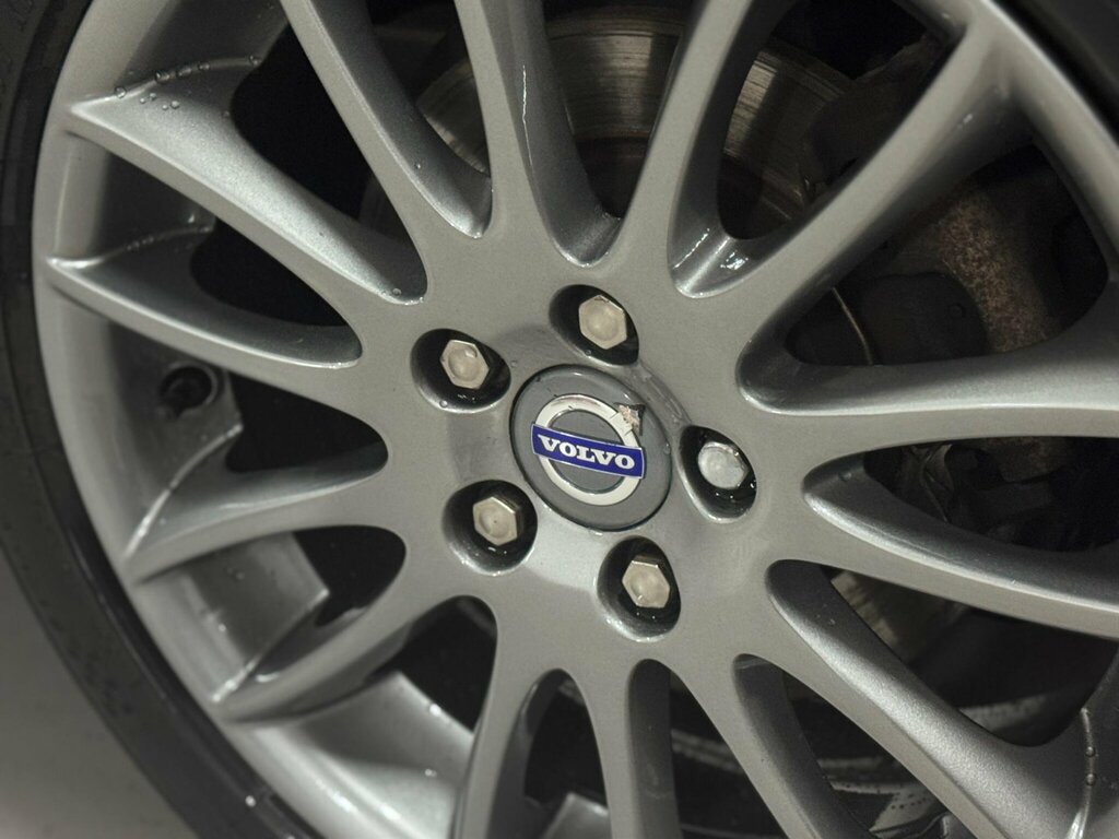 Volvo C30 C30 R-design White #44