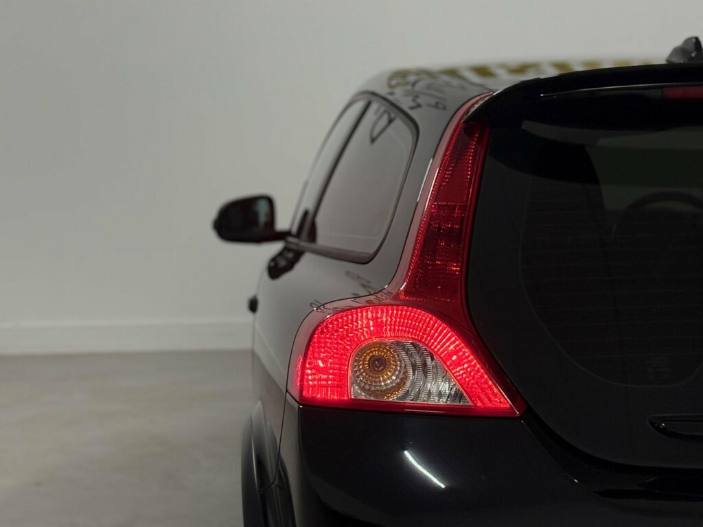 Volvo C30 C30 R-design White #32