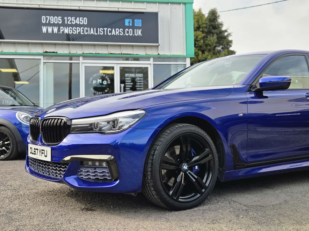 BMW 7 Series  Black #24