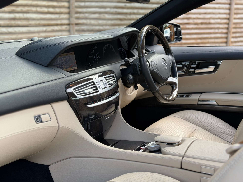 Mercedes-Benz CL Blueefficiency Coupe 7G-tronic  #3