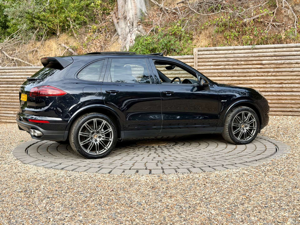 Porsche Cayenne 4.1 S Platinum Edition Tiptronic S Black #18
