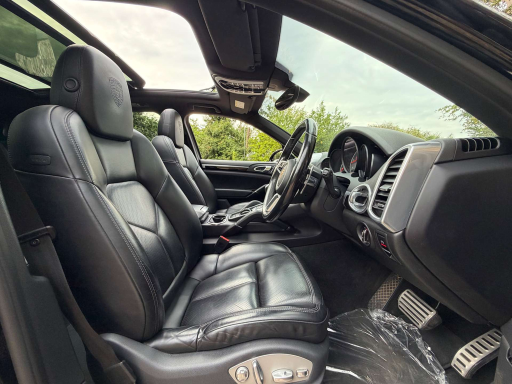 Porsche Cayenne 4.1 S Platinum Edition Tiptronic S Black #36