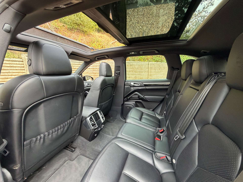Porsche Cayenne 4.1 S Platinum Edition Tiptronic S Black #29