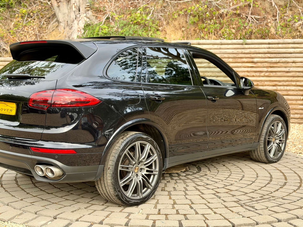 Porsche Cayenne 4.1 S Platinum Edition Tiptronic S Black #93