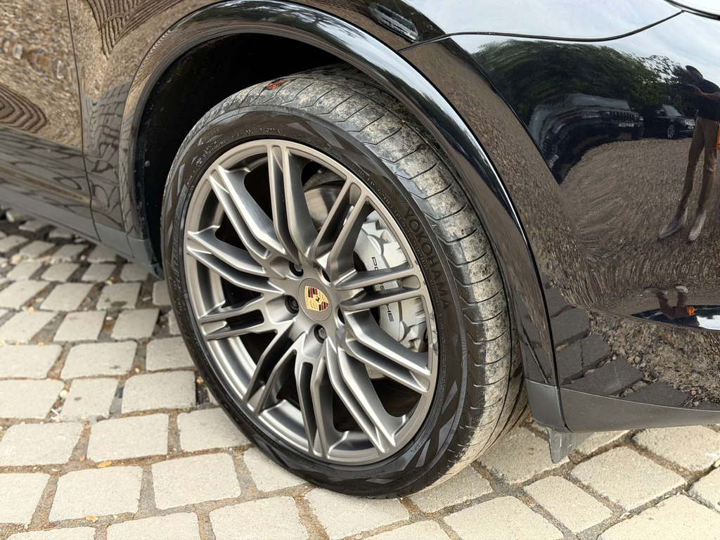 Porsche Cayenne 4.1 S Platinum Edition Tiptronic S Black #96