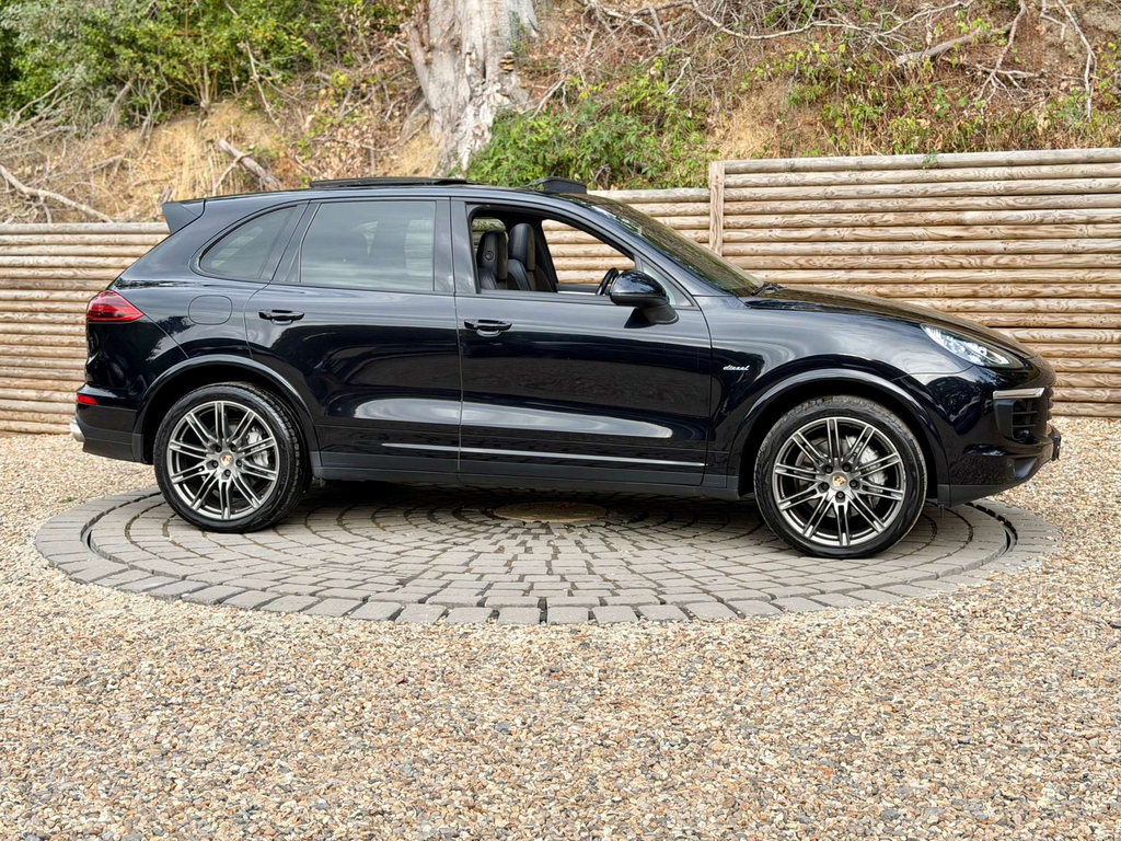 Porsche Cayenne 4.1 S Platinum Edition Tiptronic S Black #23