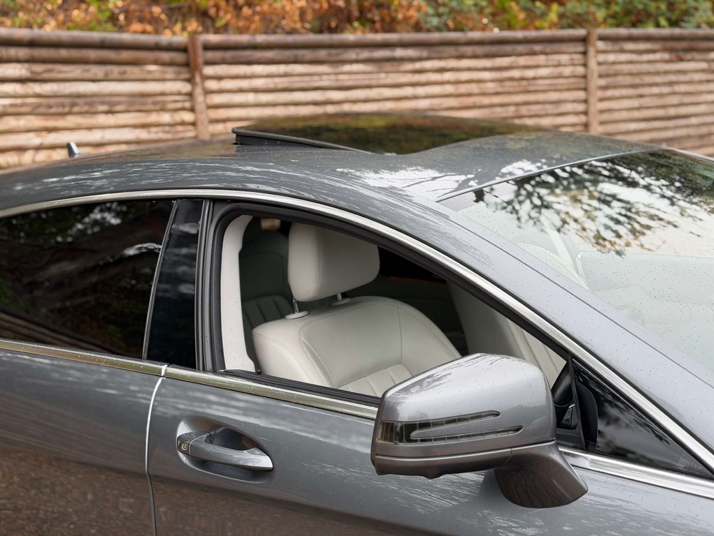 Mercedes-Benz CLS White #94
