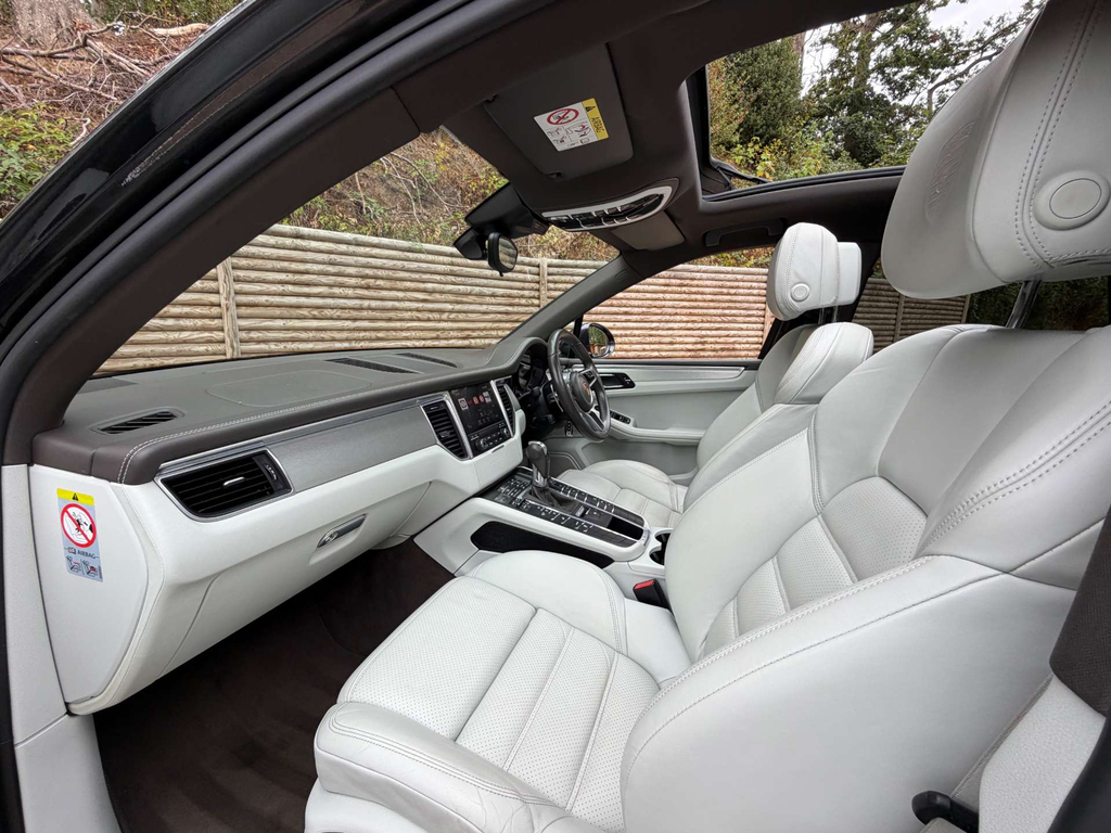 Porsche Macan 2.0T Pdk 4Wd Euro 6 S S Black #3
