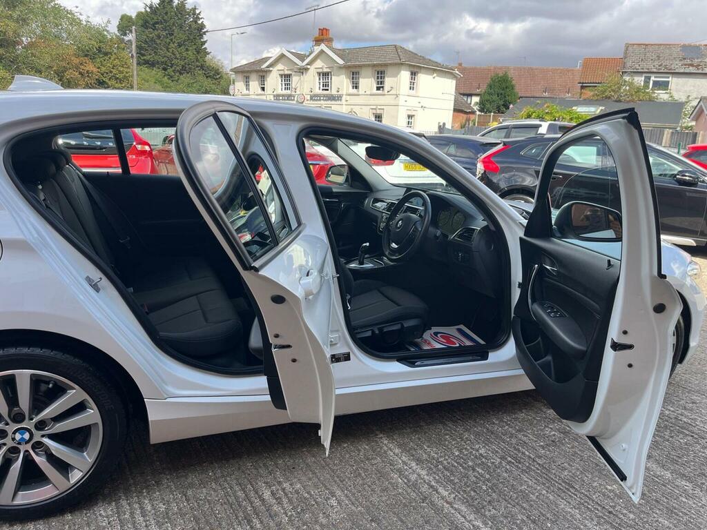 BMW 1 Series Hatchback 1.5 118I Sport Euro 6 Ss White #2