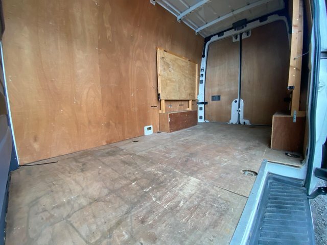 Volkswagen Crafter Panel Van 2.0 Tdi Bluemotion Tech Cr35 L2 H3 Silver #9