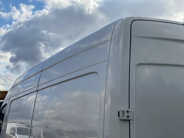 Volkswagen Crafter Panel Van 2.0 Tdi Bluemotion Tech Cr35 L2 H3 Silver #24