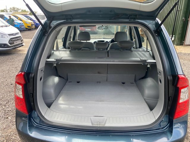 Kia Carens 2.0 Crdi Ls Silver #46
