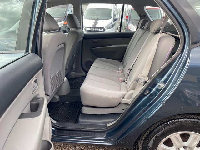 Kia Carens 2.0 Crdi Ls Silver #13