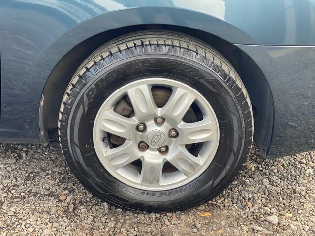 Kia Carens 2.0 Crdi Ls Silver #16