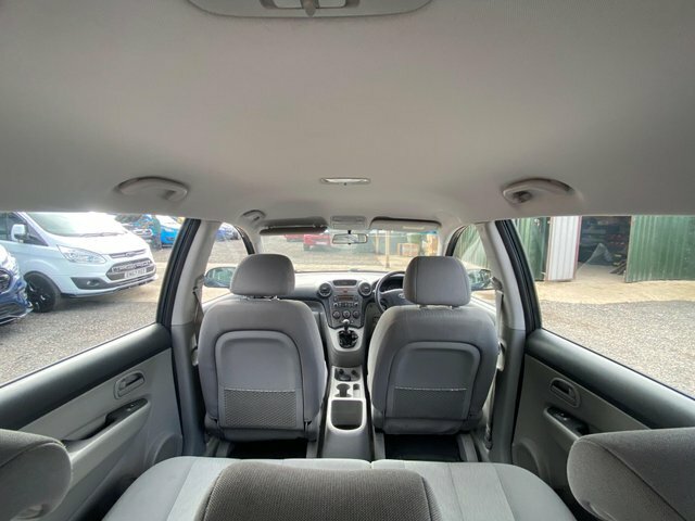 Kia Carens 2.0 Crdi Ls Silver #48