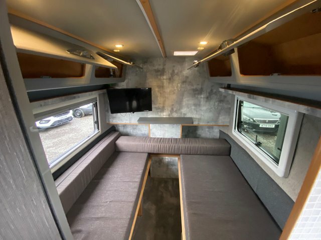 Peugeot Boxer 2L Null Silver #18