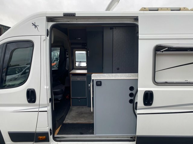 Peugeot Boxer 2L Null Silver #44