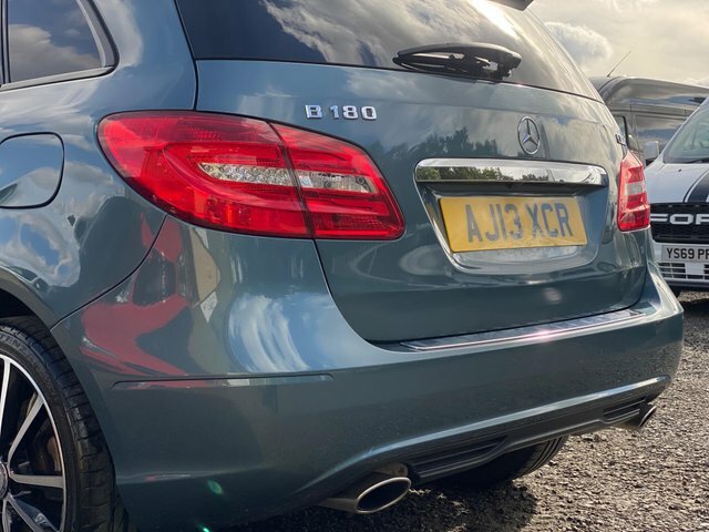 Mercedes-Benz B Class Se White #32