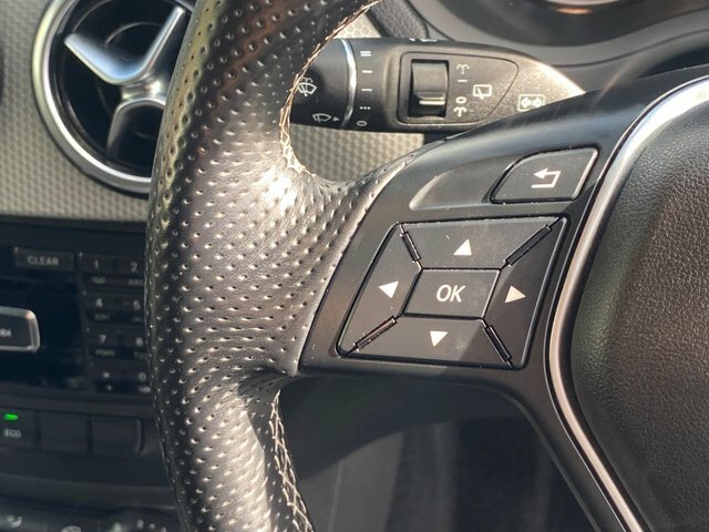 Mercedes-Benz B Class Se White #46