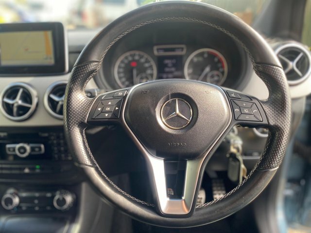 Mercedes-Benz B Class Se White #45