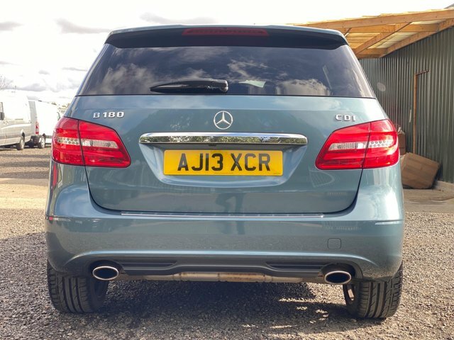 Mercedes-Benz B Class Se White #20