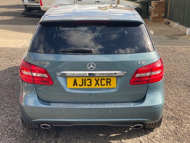 Mercedes-Benz B Class Se White #21