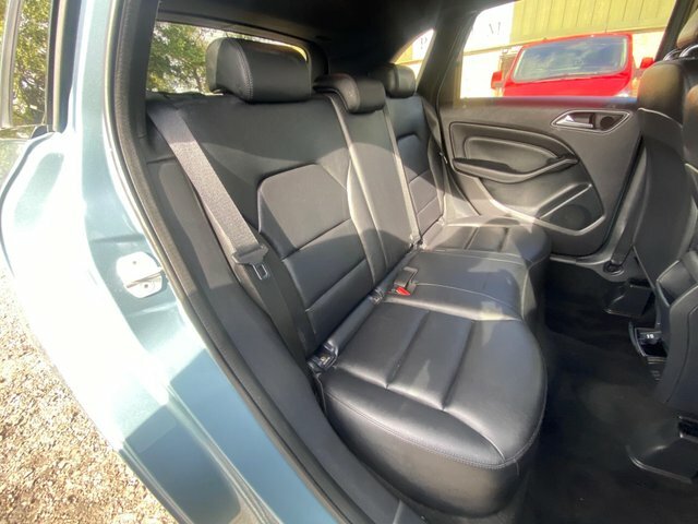 Mercedes-Benz B Class Se White #9