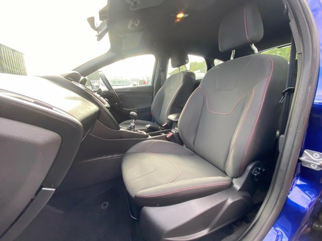 Ford Focus 1.0 Ecoboost 125 St-line Nav Blue #60