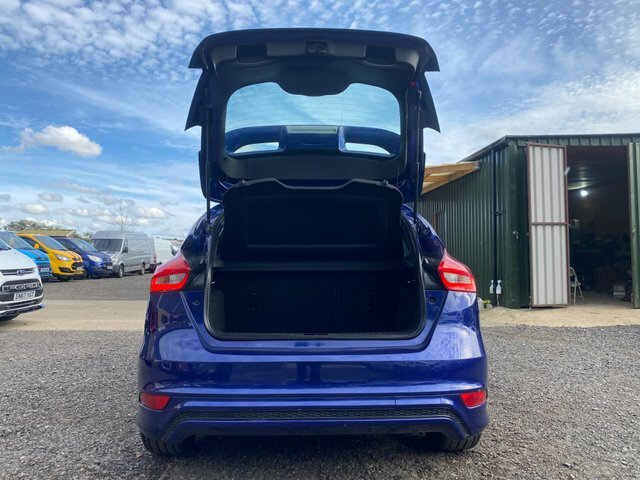Ford Focus 1.0 Ecoboost 125 St-line Nav Blue #50