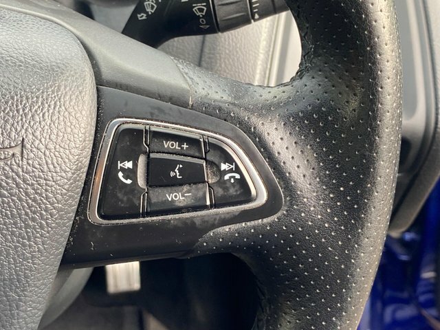 Ford Focus 1.0 Ecoboost 125 St-line Nav Blue #39