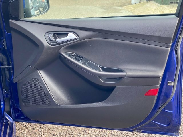 Ford Focus 1.0 Ecoboost 125 St-line Nav Blue #43