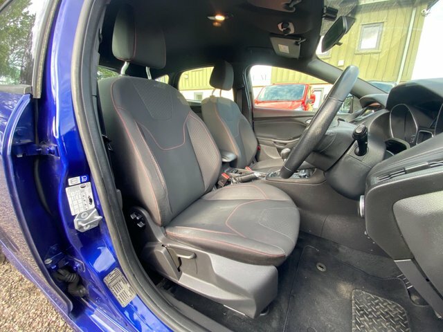 Ford Focus 1.0 Ecoboost 125 St-line Nav Blue #30