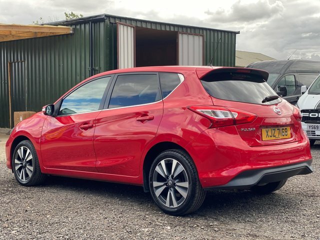 Nissan Pulsar 1.2 Dig-t N-tec Xtron Euro 5 S S Euro 5 Red #3