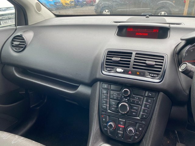 Vauxhall Meriva 1.4T 16V Exclusiv Grey #8