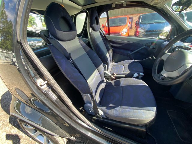 Smart Fortwo 0.7 City Pulse Black #5