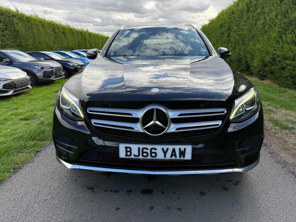 Mercedes-Benz GLC Class Glc 220D 4Matic Amg Line Premium 9G-tronic  #2