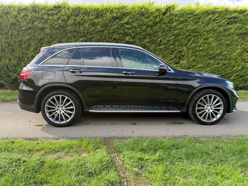 Mercedes-Benz GLC Class Glc 220D 4Matic Amg Line Premium 9G-tronic  #4