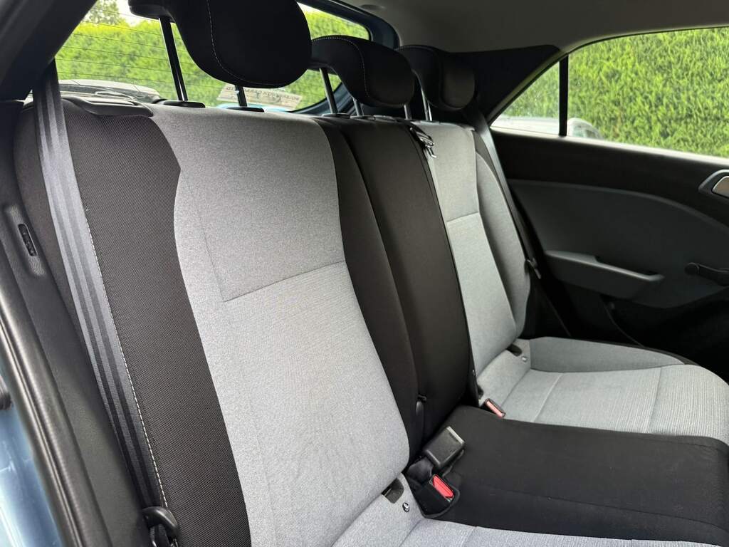 Hyundai I20 I20 Se Mpi White #10