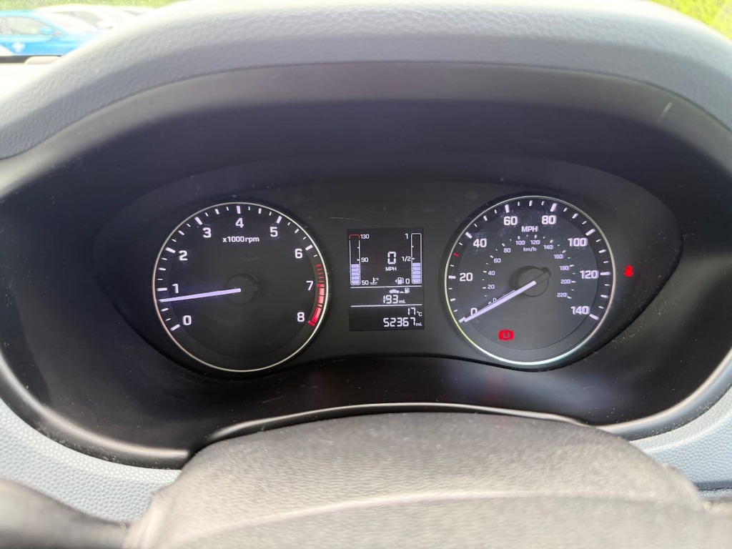 Hyundai I20 I20 Se Mpi White #19