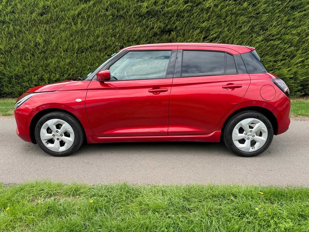 Suzuki Swift 1.2 Mhev Motion Cvt Euro 6 Ss Yellow #4