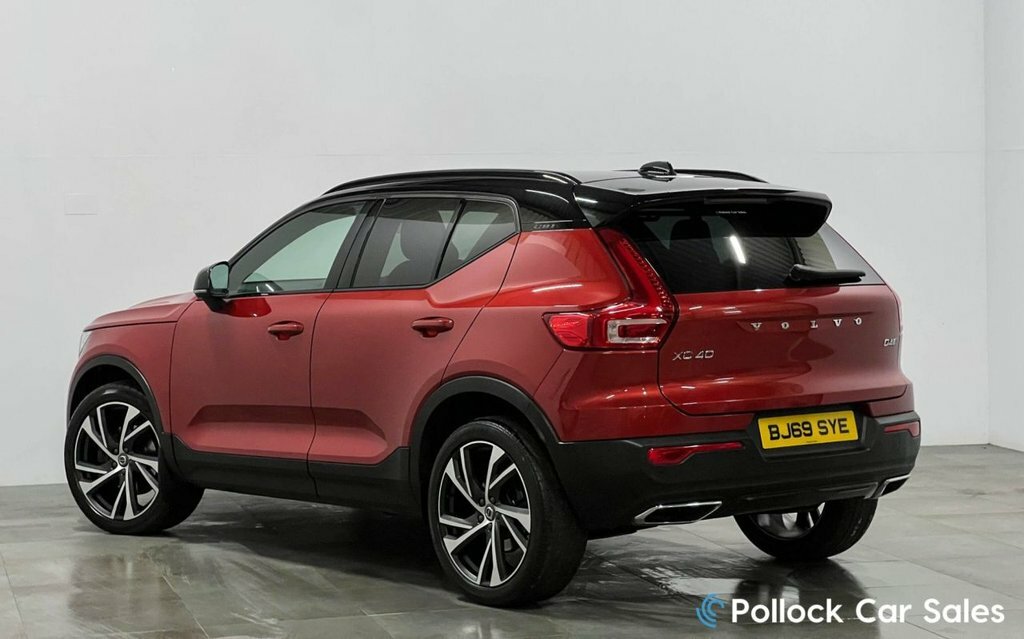 Volvo XC40 2L R-design Pro Red #2