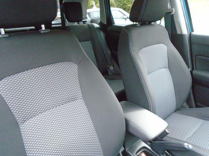 Suzuki Vitara Estate Black #20