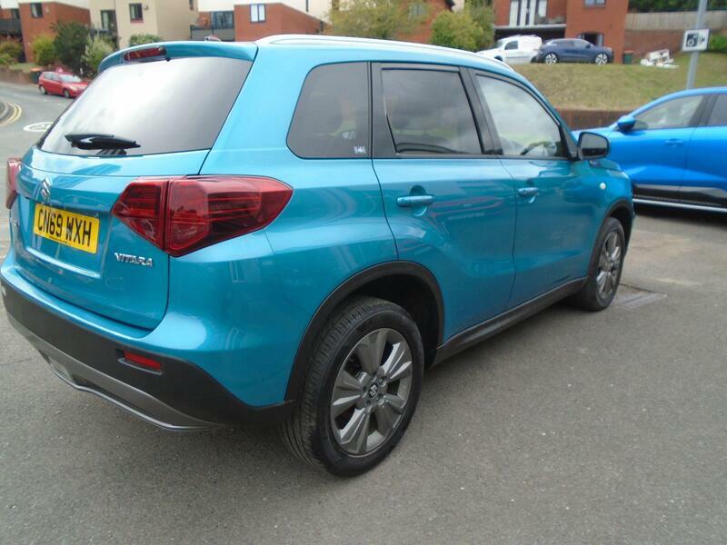 Suzuki Vitara Estate Black #14