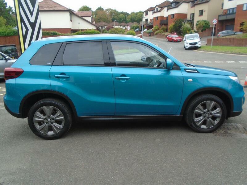 Suzuki Vitara Estate Black #15