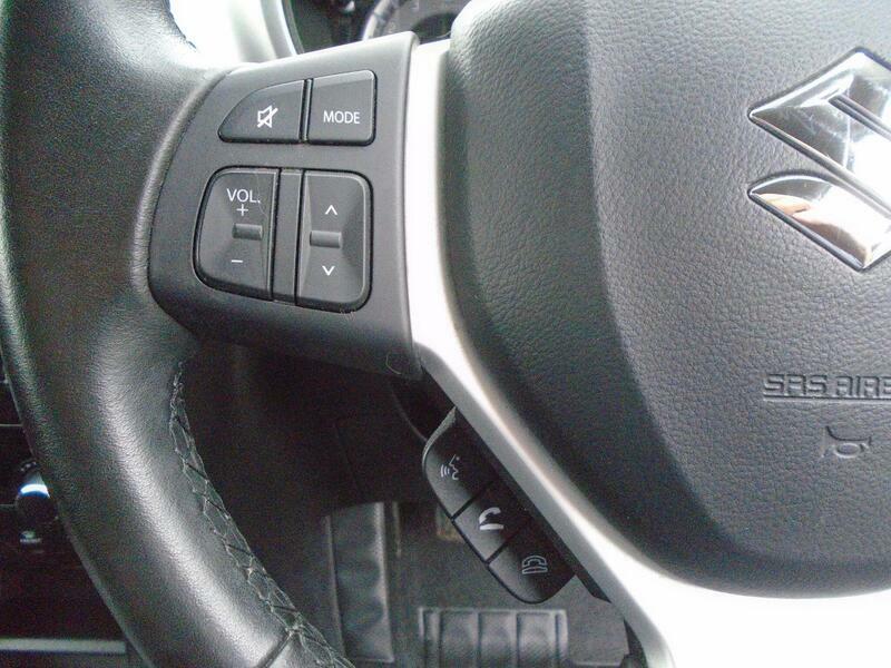 Suzuki Vitara Estate Black #42