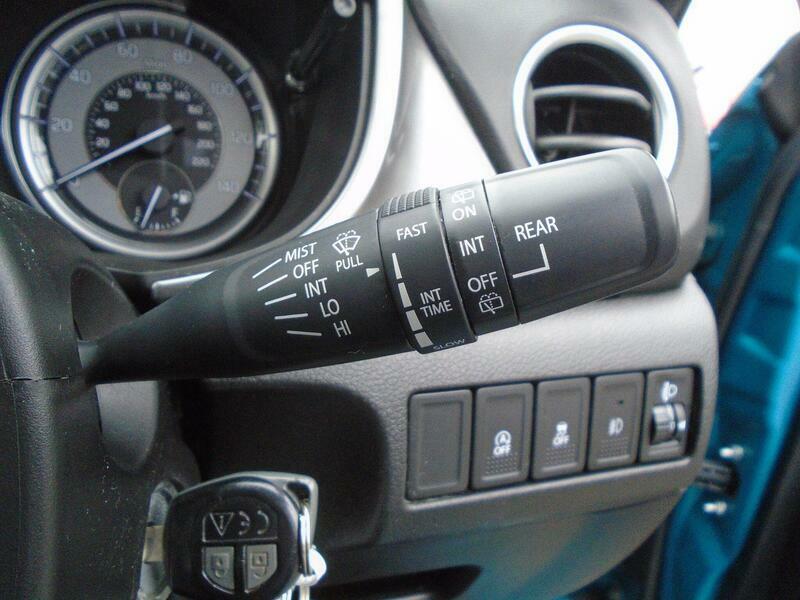 Suzuki Vitara Estate Black #41