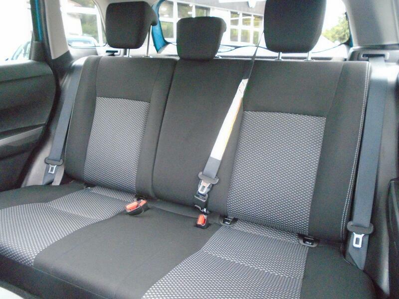 Suzuki Vitara Estate Black #28