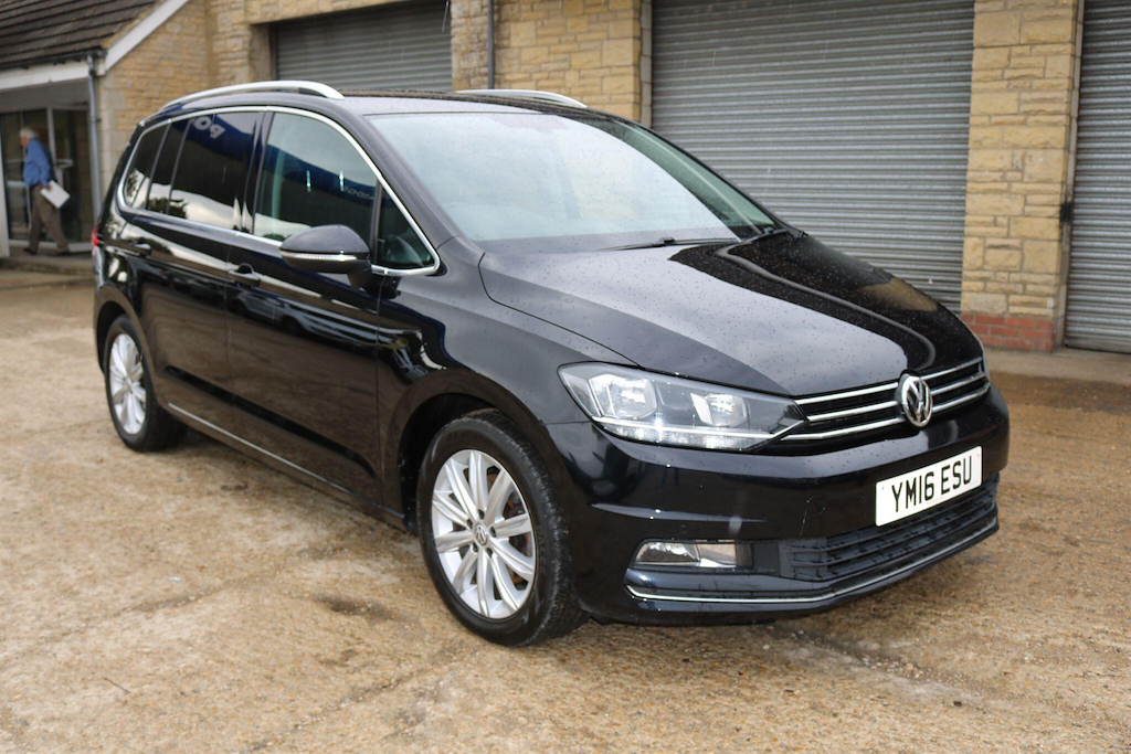 Volkswagen Touran 2.0 Tdi Bluemotion Tech Sel Dsg Euro 6 Ss Black