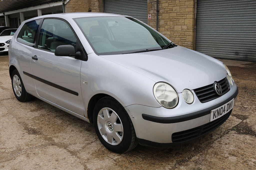 Volkswagen Polo 1.2 E Silver #1